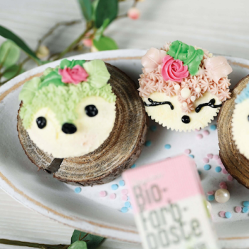 Muffins mit Bio Farbpaste Gruen Pastell - Decocino